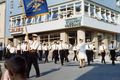 "Trygve W. Nossung A/S" drev forretning i 1. etg. fra 1949 til 1981, og virksomheten videreførtes av "Nossung Efterfølger AS" eid av brødrene Evind og Jacob Sund.(Fremover 7.3.1981) De hadde lokaler her til i begynnelsen av 1990.(Fremover 27.11.1989).