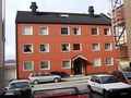 I 1952 ble boligblokk oppført på tomta. Foto 2007