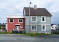 Selsbanes gate 51A til v. Foto: 2022.